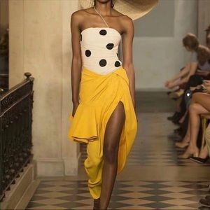 BRAND NEW beige polka dot 1 shoulder top sz M/L